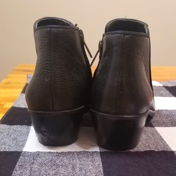 Sam Edelman Booties In Petty - Picture 6 of 7